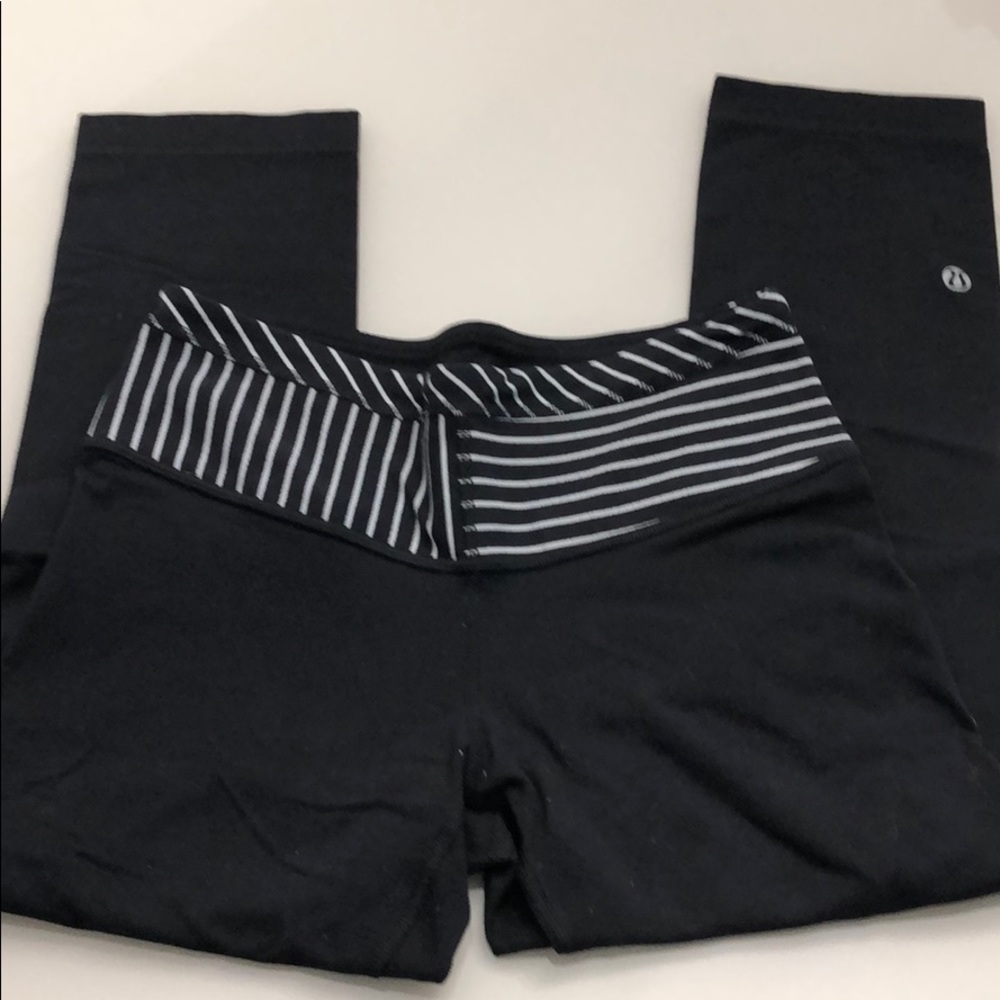 Black Lululemon crops with black/white waistband